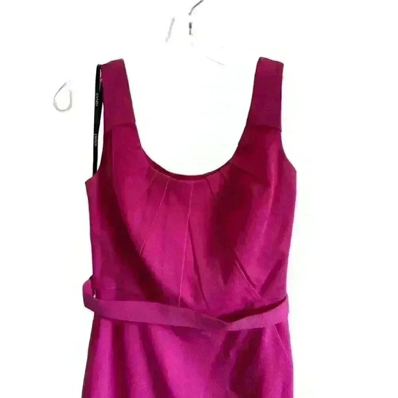 VERSACE PINK SLEEVELESS ZIP UP BACK FULLY LINED DRESS SIZE SMALL - Picture 2 of 16